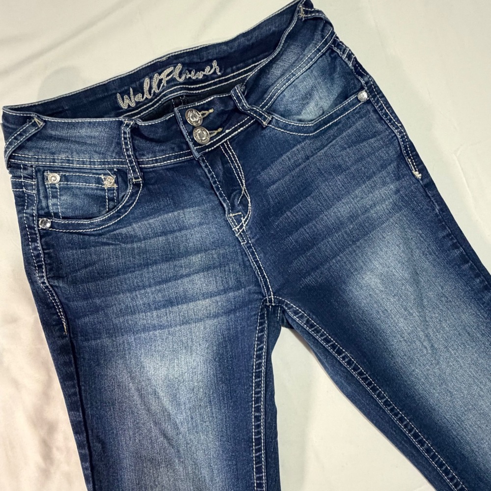 WallFlower Womens Size 7 Dark Wash Bootcut Jeans Embroidered Bling Pockets Y2K